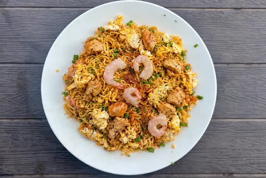 Chicken & Prawn Fried Maggi