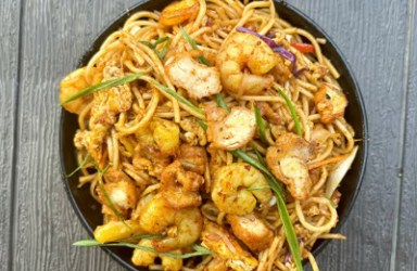 Chicken & Prawn Noodles