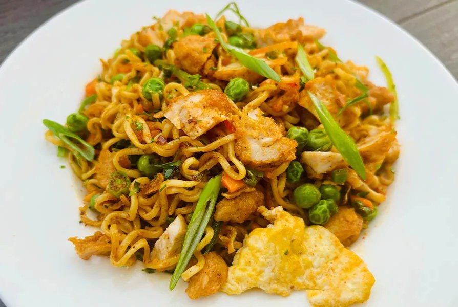 Double Egg & Chicken Fried Maggi