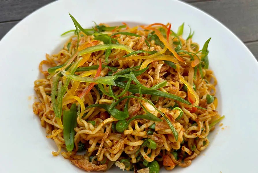 Veg Fried Maggi